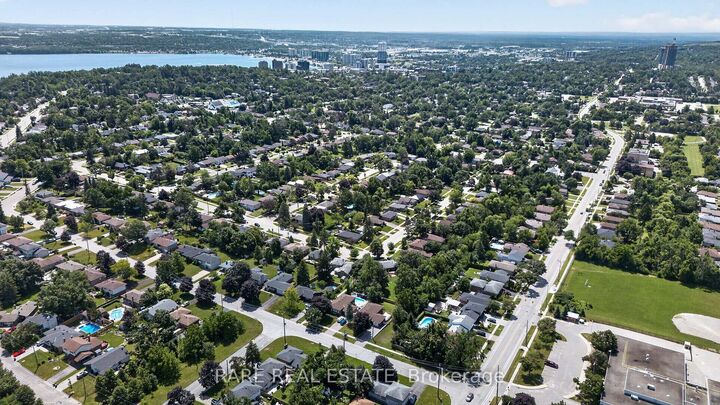 Property Photo:  38 Lay Street  ON L4M 4A7 