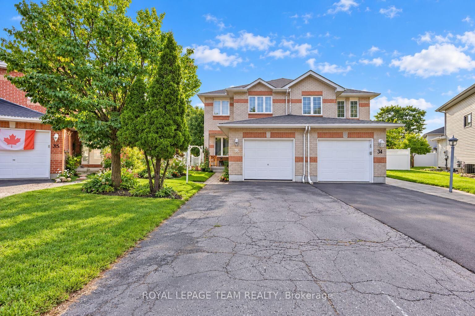 Property Photo:  36 Saffron Court  ON K2J 4R7 
