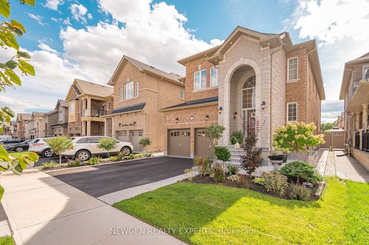 Property Photo:  60 Monarch Drive  ON L7G 0M6 
