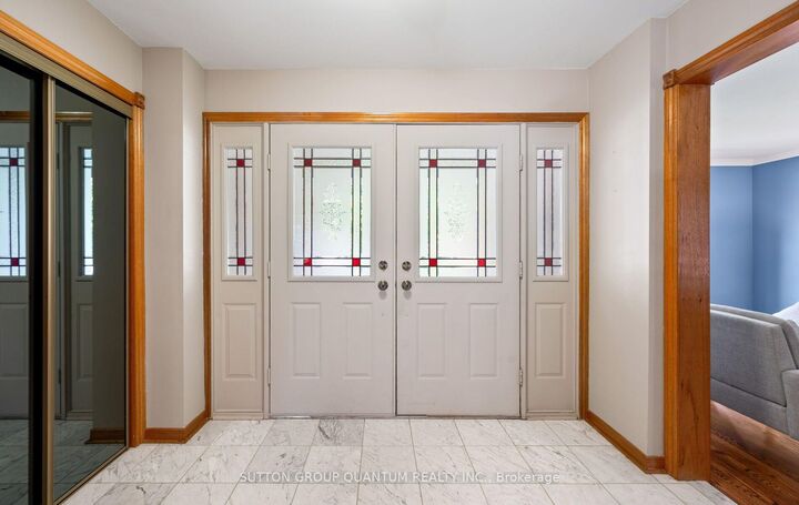 Property Photo:  1896 Stoneybrook Court  ON L5L 3W2 