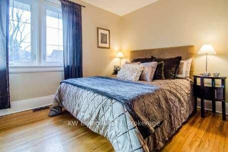 Property Photo:  196 Fairlawn Avenue  ON M5M 1S8 