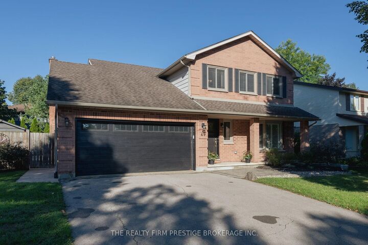 Property Photo: 49 Whisperwood Crescent ON N6K 3Y9