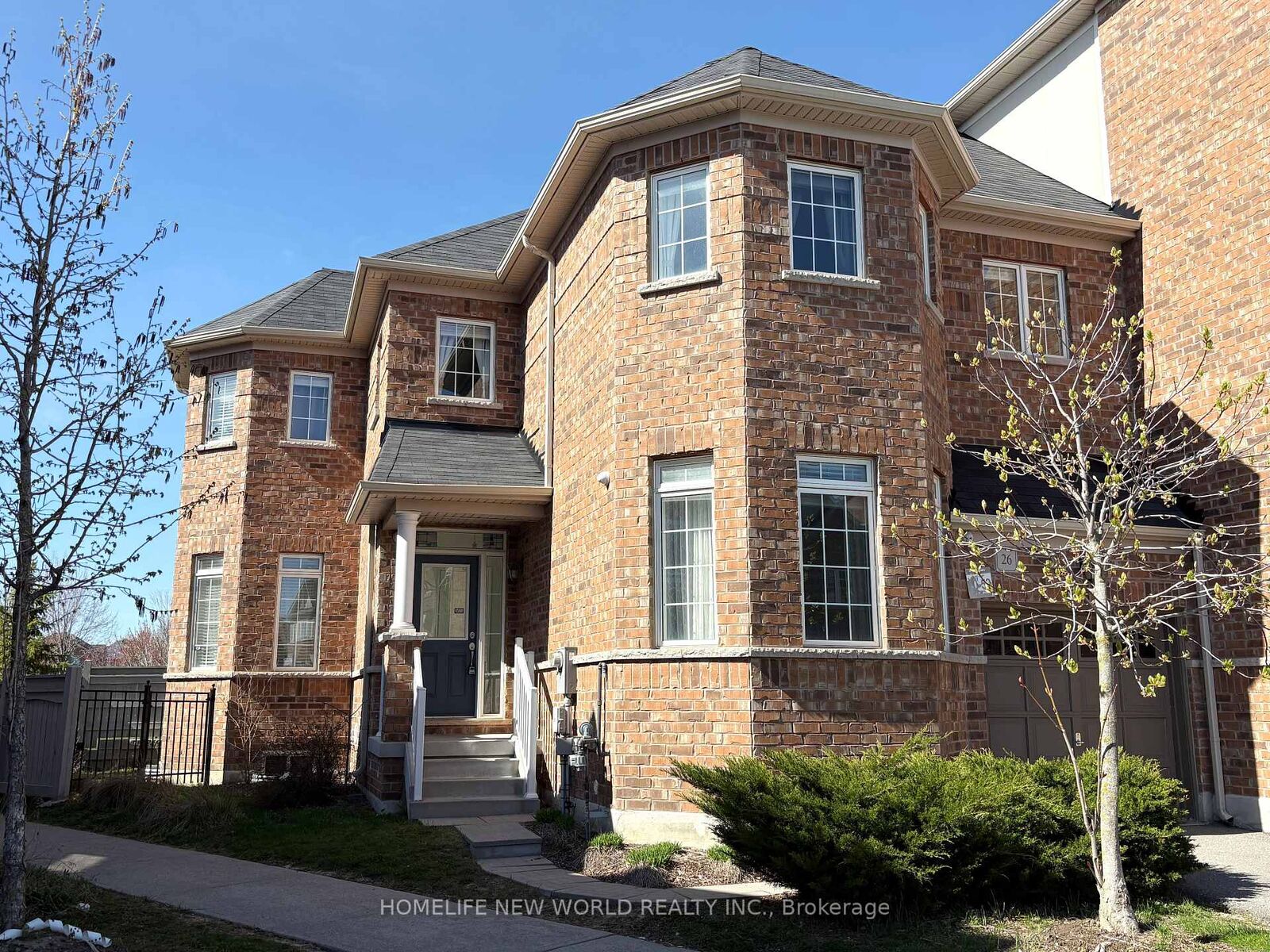 Property Photo: 26 Roy Grove Way 50 ON L6E 0T6