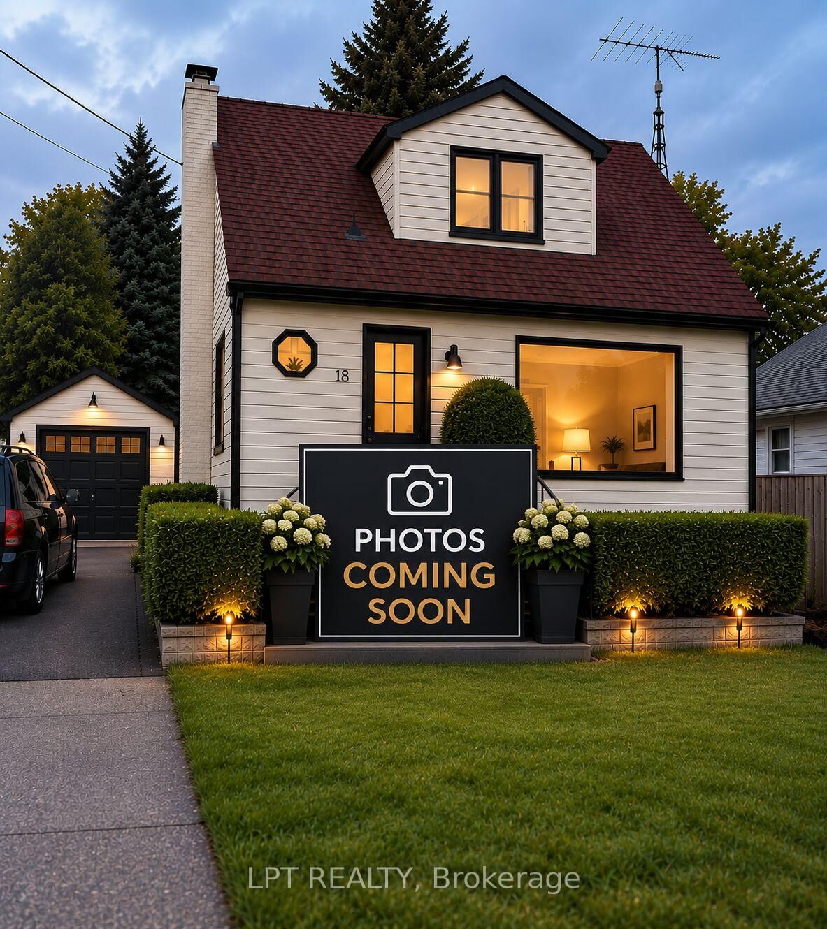 Property Photo:  18 Jubilee Drive  ON L2M 4P8 