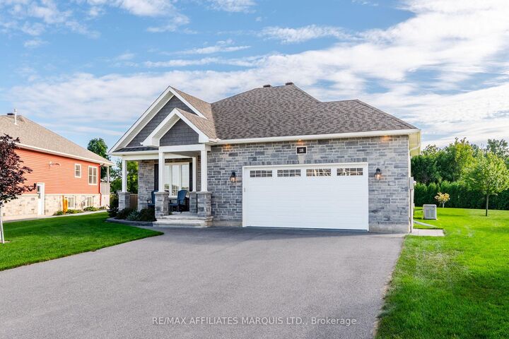 Property Photo:  18 Hilda Street  ON K0C 1P0 