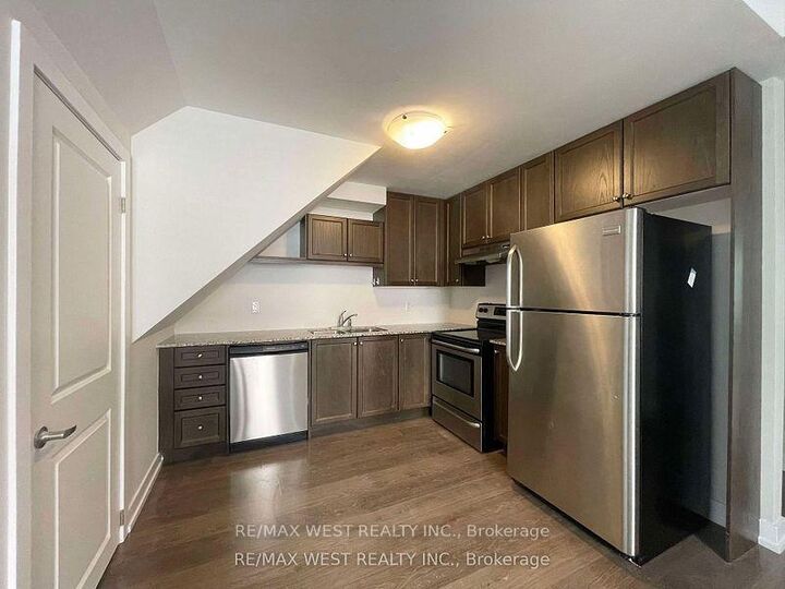 Property Photo:  252 Royal York Road 213  ON M8V 2V9 