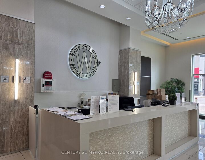 Property Photo: 7161 Yonge Street 1830 ON L3T 0C8