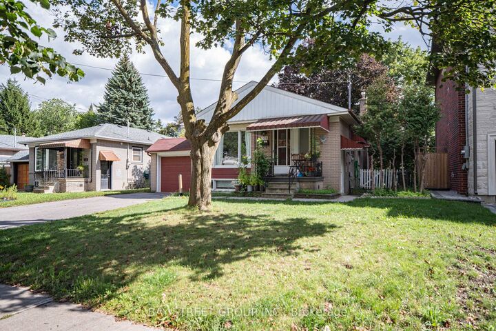 Property Photo:  394 Centre Street E Lower  ON L4C 1B7 