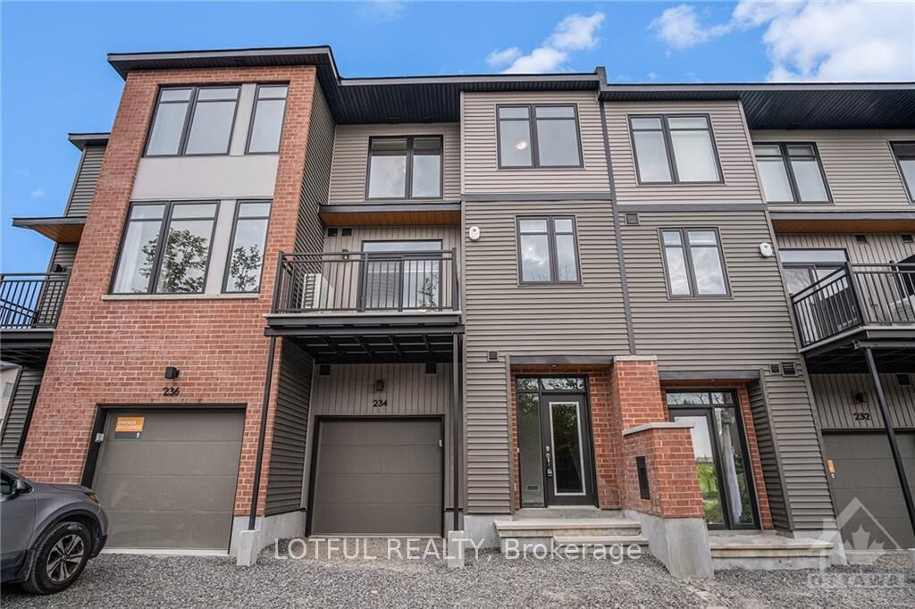Property Photo:  234 Tussock Private  ON K1X 0H2 