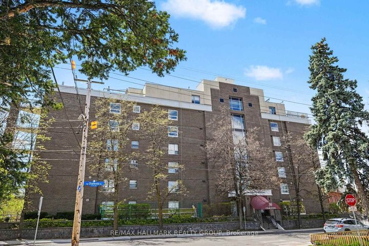 Property Photo:  30 Charlevoix Street 103  ON K1L 8K5 