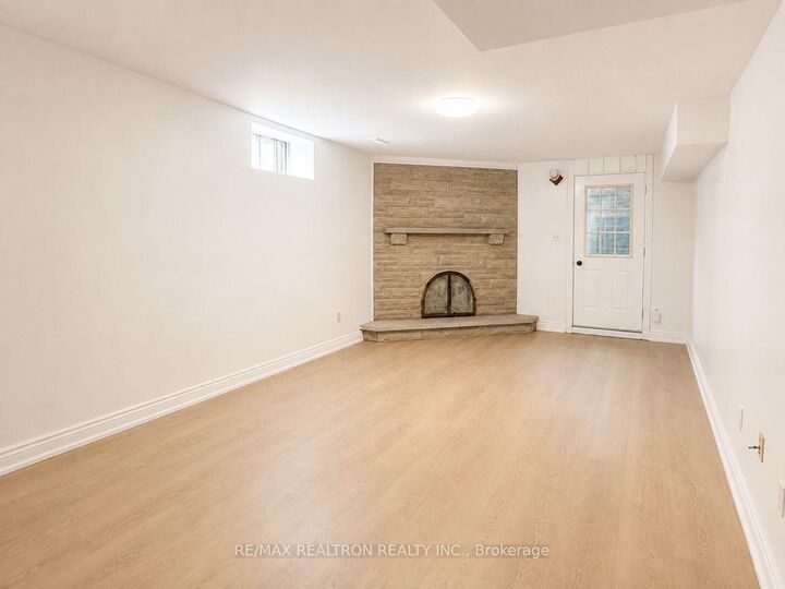 Property Photo:  322 Morrish Road Basement  ON M1C 1G1 
