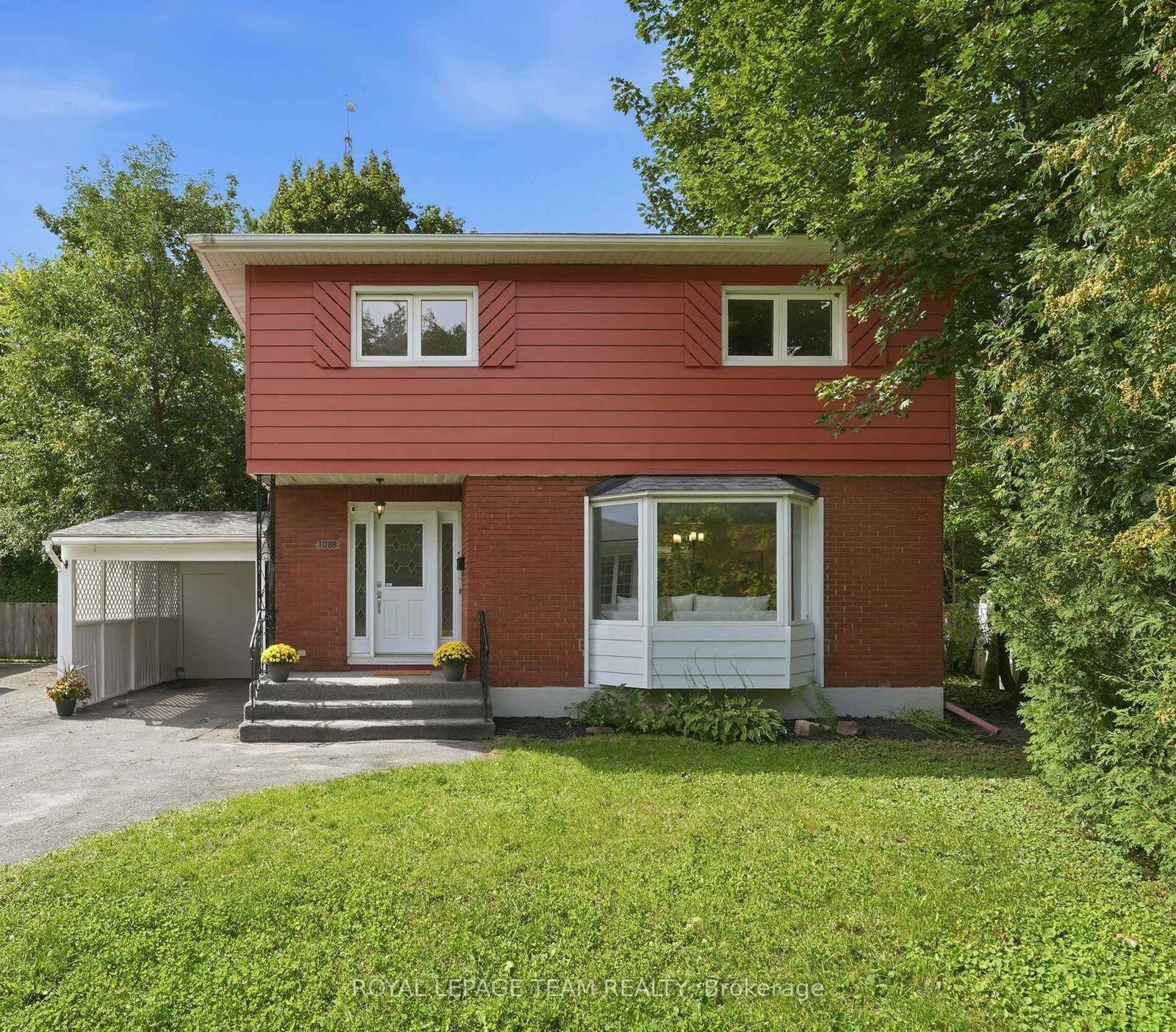 Property Photo:  1088 Checkers Road  ON K2C 2S4 