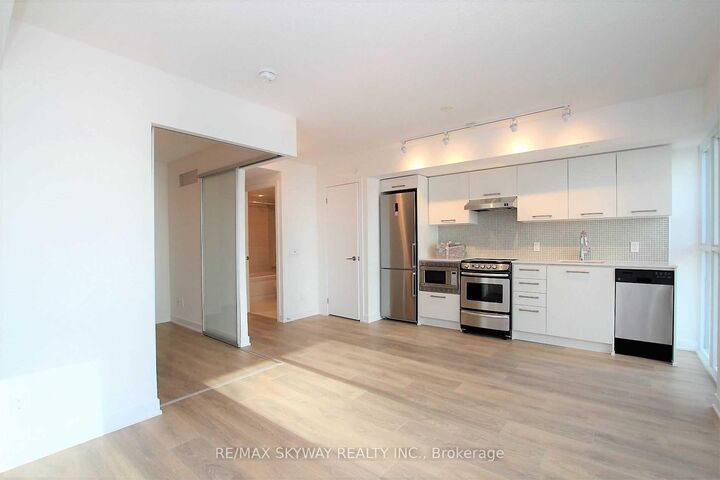 Property Photo:  87 Peter Street 615  ON M5V 0P1 