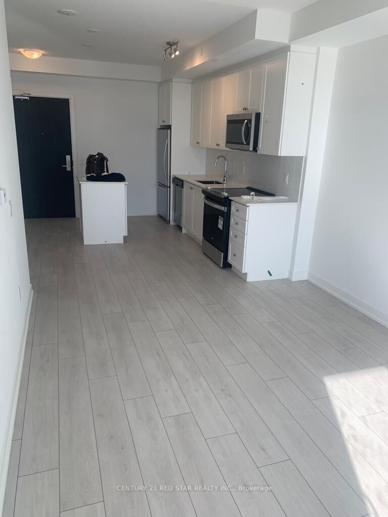 Property Photo:  55 Duke Street W 706  ON N2H 6N7 