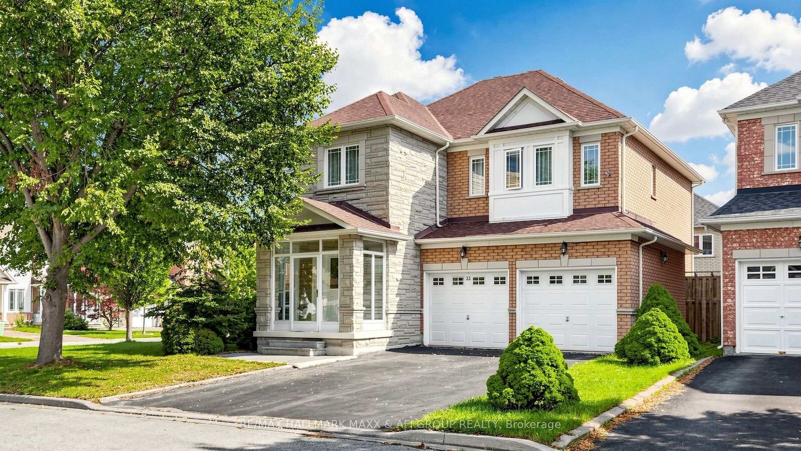 Property Photo:  33 Amethyst Drive  ON L4S 2J8 