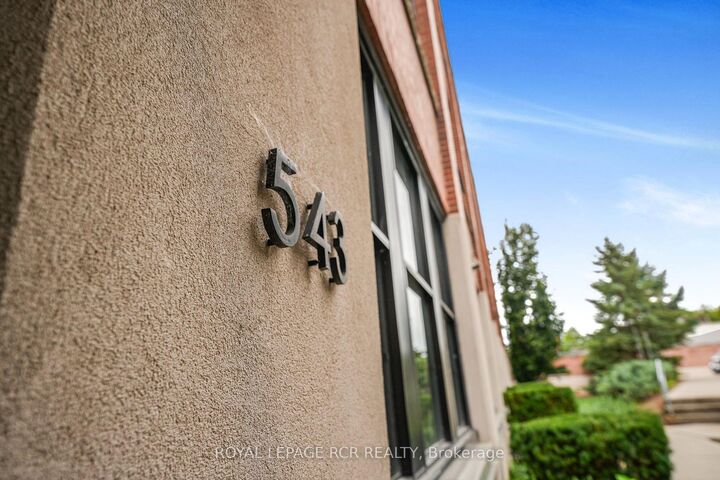Property Photo:  543 Timothy Street 207  ON L3Y 1R1 