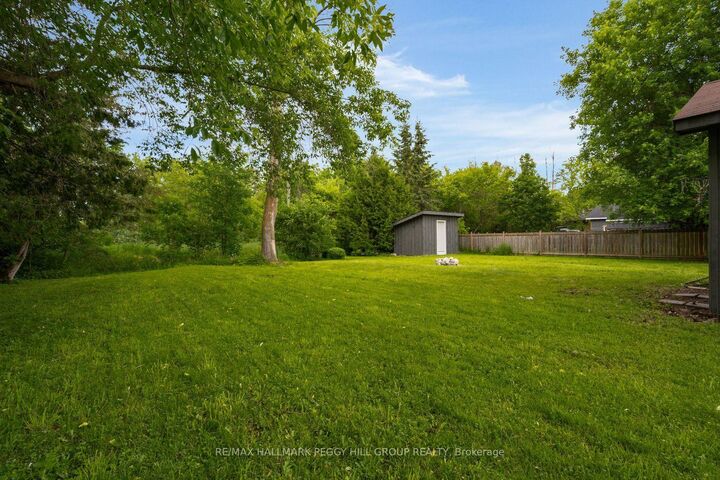 Property Photo:  132 Queen Street W  ON L0L 1P0 