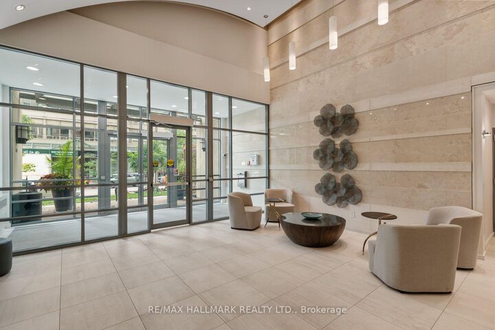 Property Photo:  18 Spring Garden Avenue 1609  ON M2N 7M2 