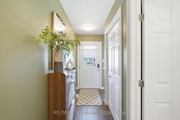 Property Photo:  1 Cooper Court  ON K0K 1H0 