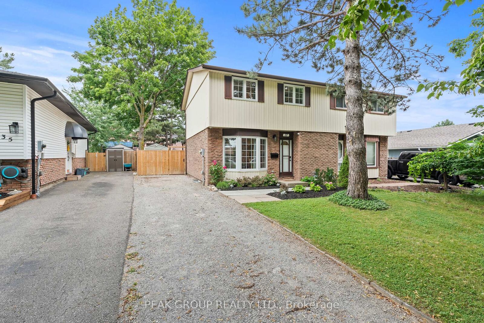 Property Photo:  37 Elma Street  ON L2N 6Z2 