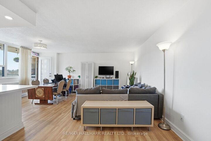 Property Photo:  180 Markham Road 503  ON M1M 2Z9 