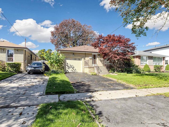 Photo de la propriété:  464 Scarborough Golf Club Road  ON M1G 1H1 