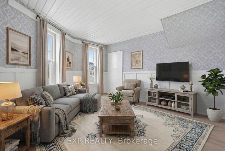 Property Photo: 119 Beckwith Street N ON K7A 2C4