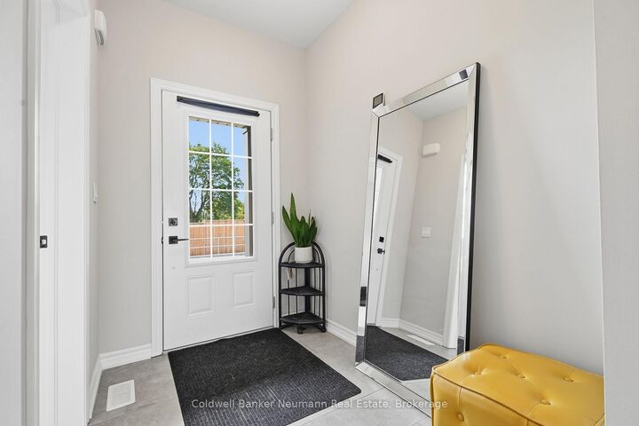 Property Photo: 3 Braida Lane ON L7J 0B7