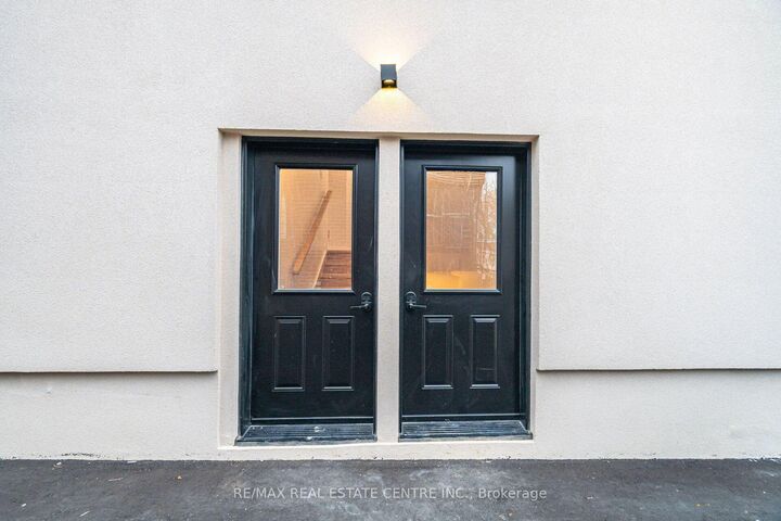 Property Photo:  11 Bentley Drive Basement  ON M8Z 3L9 