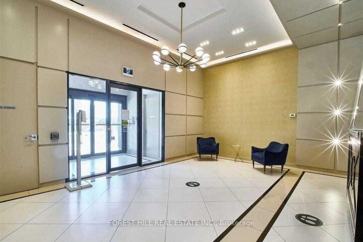 Property Photo:  1486 Bathurst Street 1303  ON M5P 3G9 