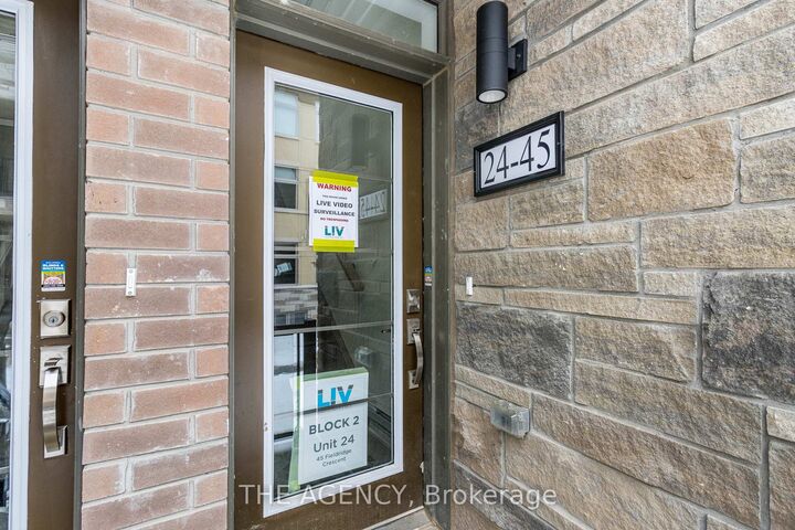 Property Photo:  45 Fieldridge Crescent 24  ON L6R 4G6 