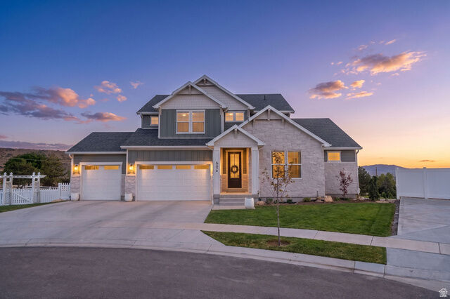 Property Photo:  686 W Eaglecrest Cir  UT 84651 