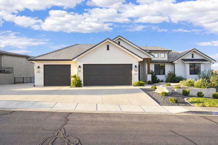 Property Photo:  1264 W 2370 S  UT 84770 