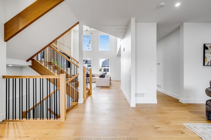 Property Photo:  225 Cowan Court  ON N9V 0G9 