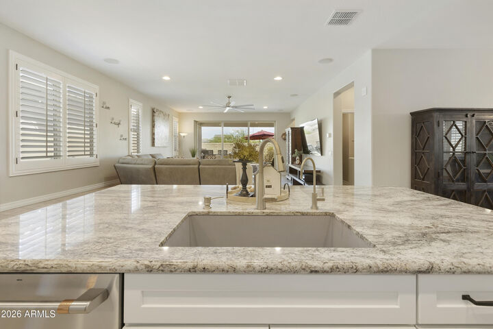 Property Photo: 5859 S Del Rancho -- AZ 85212