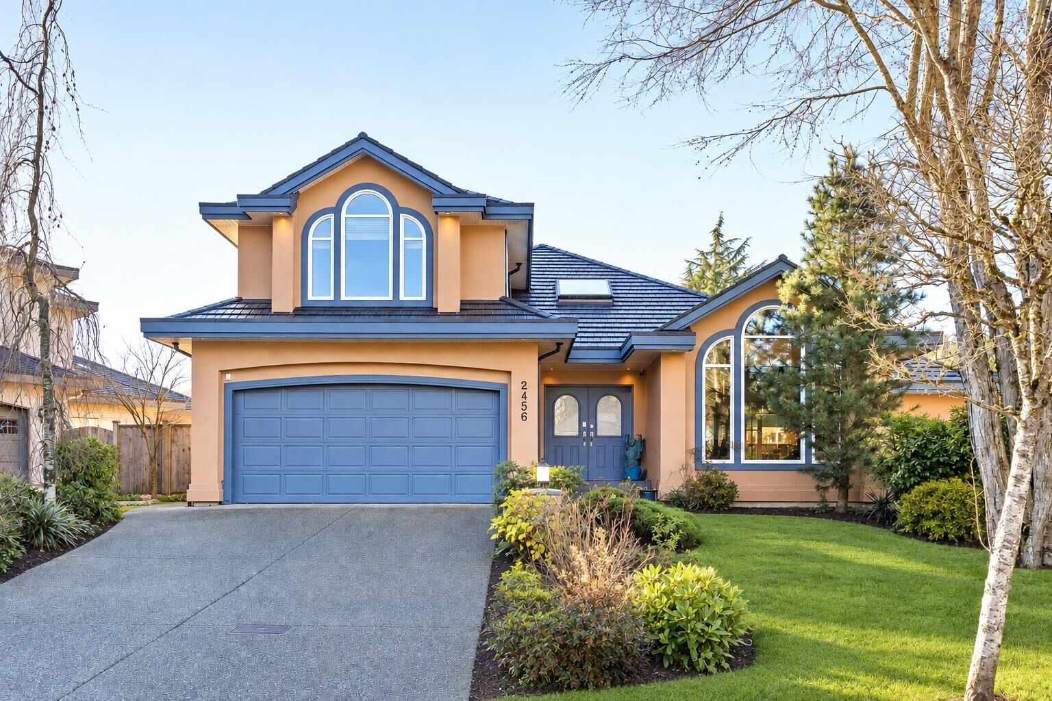 Property Photo:  2456 149A Street  BC V4P 1N7 