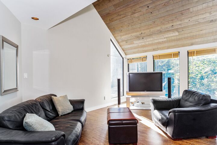 Property Photo:  430 Bayview Road  BC V0N 2E0 