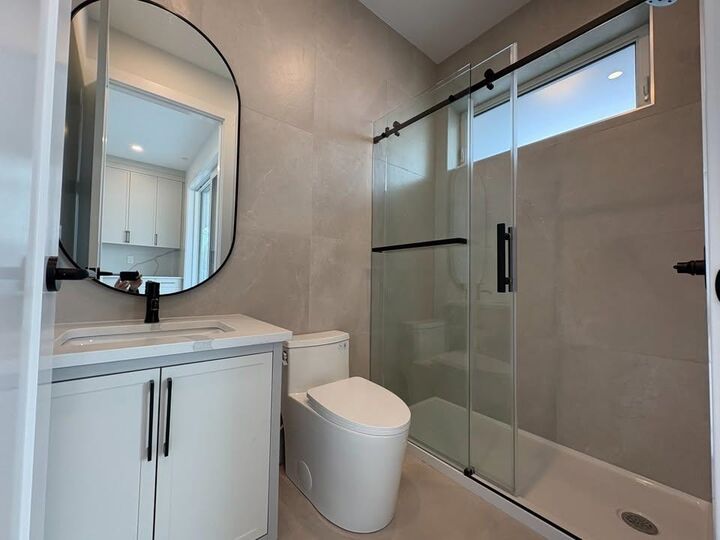 Property Photo:  6866 Ontario St  BC V5X 3B3 