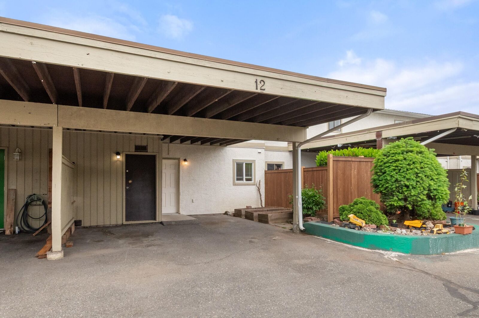 Property Photo:  9473 Hazel Street 12  BC V2P 5M9 