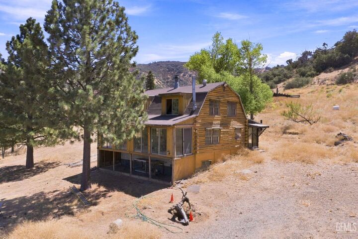 Property Photo:  7700 Digier Road  CA 93243 