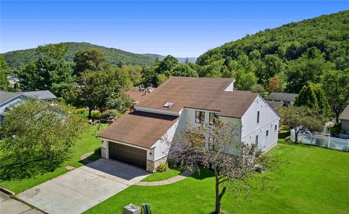 Property Photo: 9 Valleybrook Drive 59 PA 16701