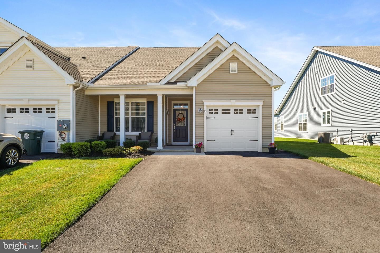 Property Photo:  18 Prestwick Lane  NJ 08094 