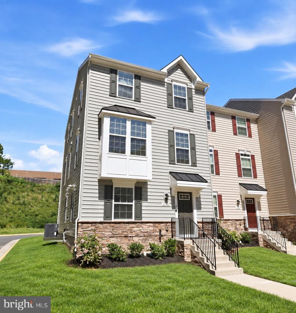Property Photo: 1118 Dovetail Circle VA 22401