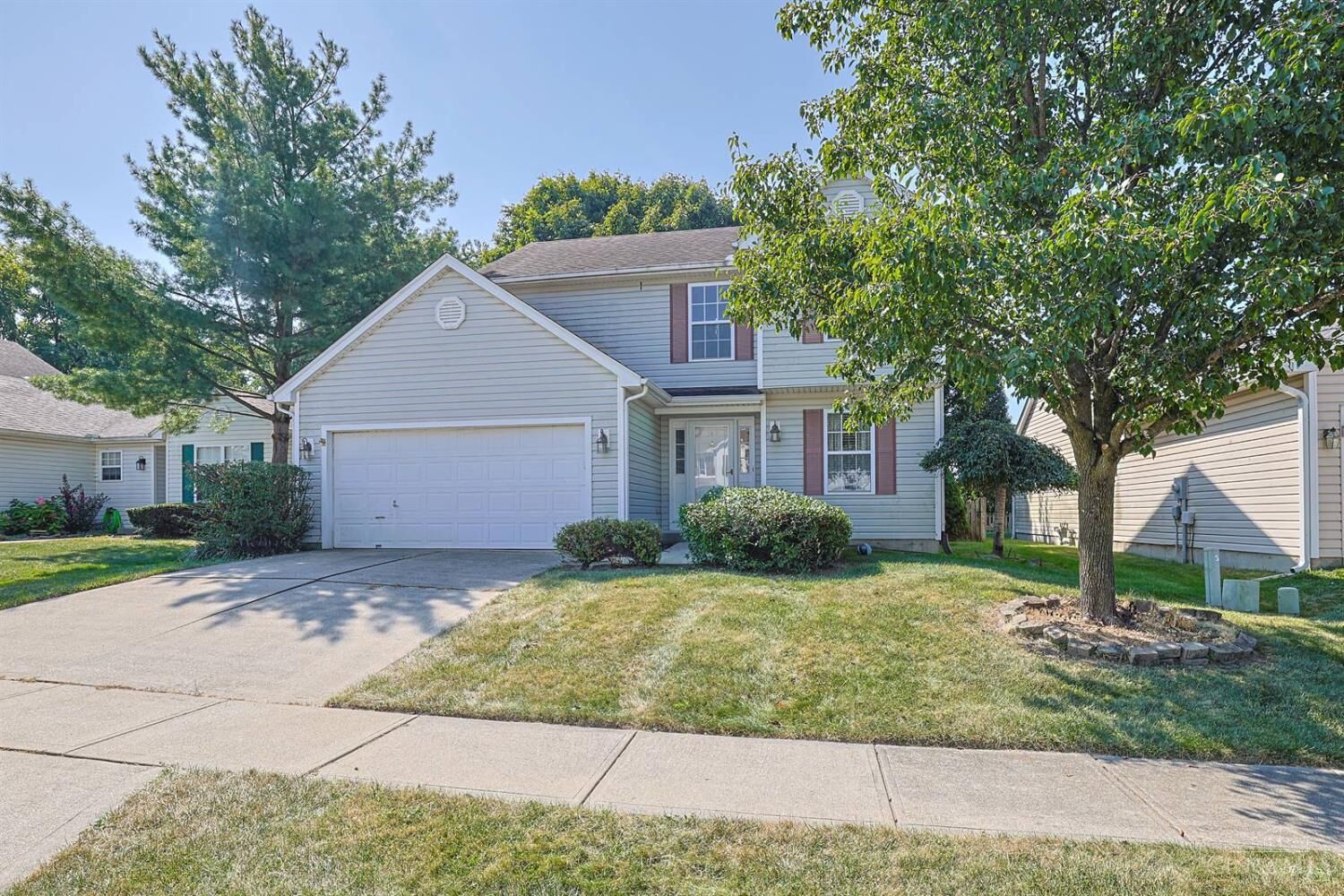 Property Photo:  1019 Weeping Willow Lane  OH 45039 