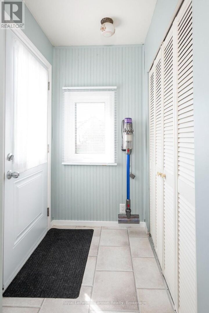 Property Photo: 368 McIntyre Street North ON P7A 3C1