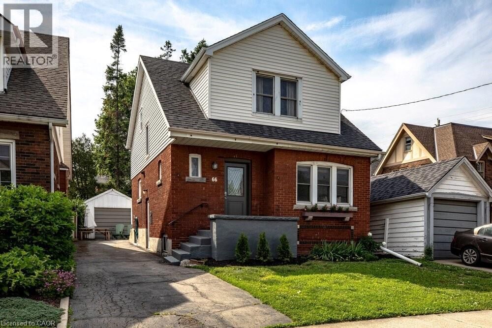 Property Photo:  66 Edgemont Street South  ON L8K 2H5 