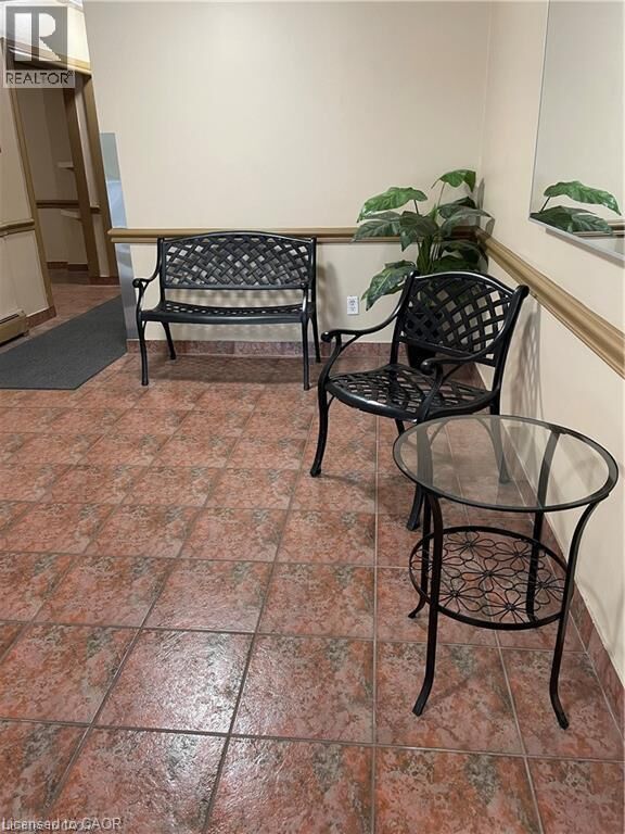 Property Photo:  141 Catharine Street South 903  ON L8N 2J7 