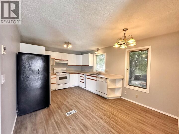 Property Photo:  1144 4th Avenue  BC V0E 2Z0 
