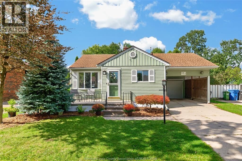 Property Photo:  841 Rossini Boulevard  ON N8Y 2Z2 