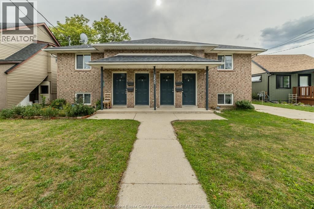 Property Photo:  1231 High Street  ON N8Y 4B1 